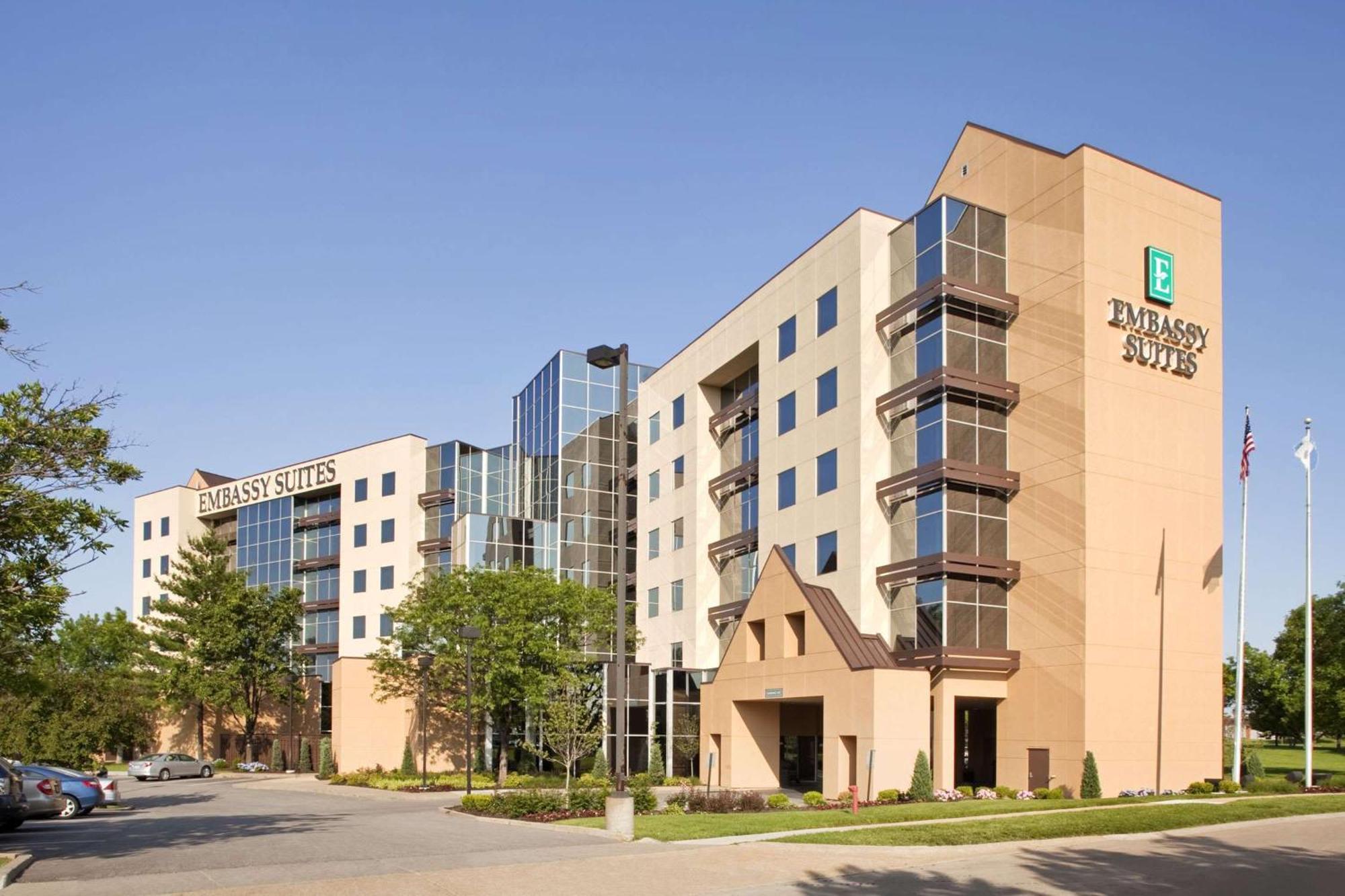 Embassy Suites By Hilton St Louis Airport Bridgeton Exterior foto